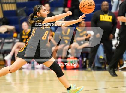 Thumbnail 2 in Sierra vs Dakota Ridge (Dakota Ridge Varsity Tournament) photogallery.