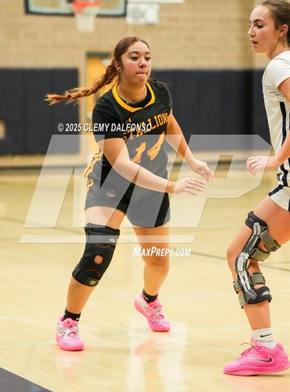 Thumbnail 3 in Sierra vs Dakota Ridge (Dakota Ridge Varsity Tournament) photogallery.