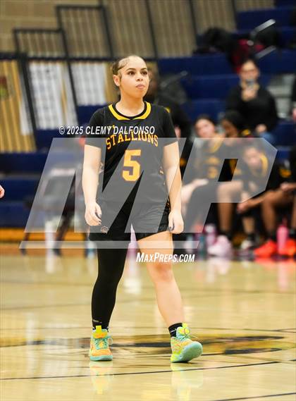 Thumbnail 2 in Sierra vs Dakota Ridge (Dakota Ridge Varsity Tournament) photogallery.