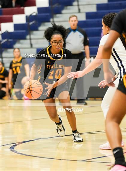 Thumbnail 3 in Sierra vs Dakota Ridge (Dakota Ridge Varsity Tournament) photogallery.