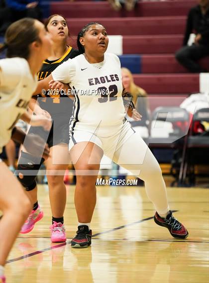 Thumbnail 1 in Sierra vs Dakota Ridge (Dakota Ridge Varsity Tournament) photogallery.
