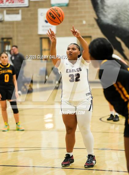 Thumbnail 1 in Sierra vs Dakota Ridge (Dakota Ridge Varsity Tournament) photogallery.