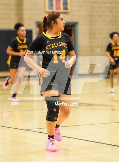 Thumbnail 3 in Sierra vs Dakota Ridge (Dakota Ridge Varsity Tournament) photogallery.