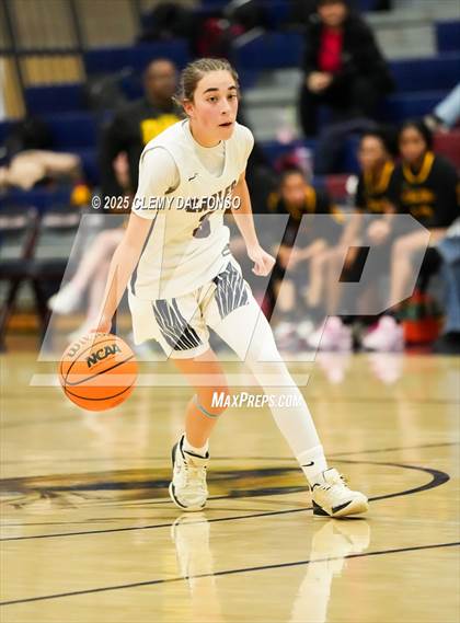 Thumbnail 3 in Sierra vs Dakota Ridge (Dakota Ridge Varsity Tournament) photogallery.