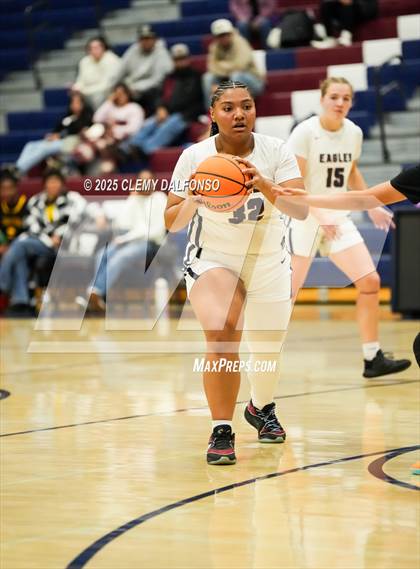 Thumbnail 2 in Sierra vs Dakota Ridge (Dakota Ridge Varsity Tournament) photogallery.