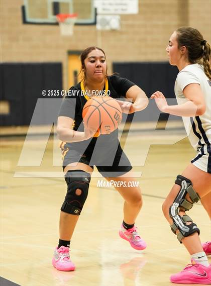 Thumbnail 2 in Sierra vs Dakota Ridge (Dakota Ridge Varsity Tournament) photogallery.