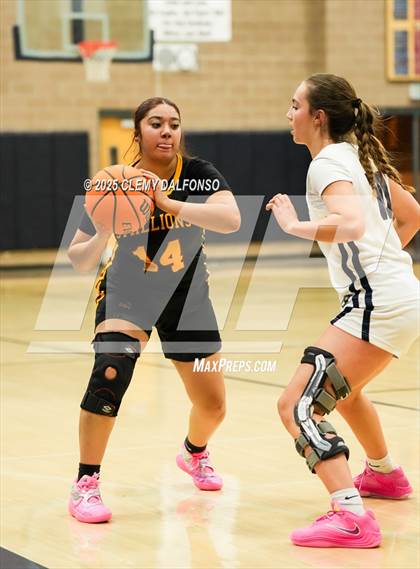 Thumbnail 1 in Sierra vs Dakota Ridge (Dakota Ridge Varsity Tournament) photogallery.