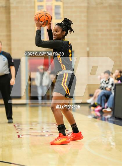 Thumbnail 1 in Sierra vs Dakota Ridge (Dakota Ridge Varsity Tournament) photogallery.