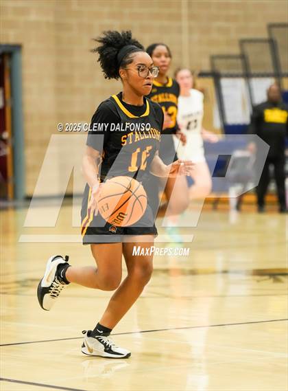 Thumbnail 3 in Sierra vs Dakota Ridge (Dakota Ridge Varsity Tournament) photogallery.