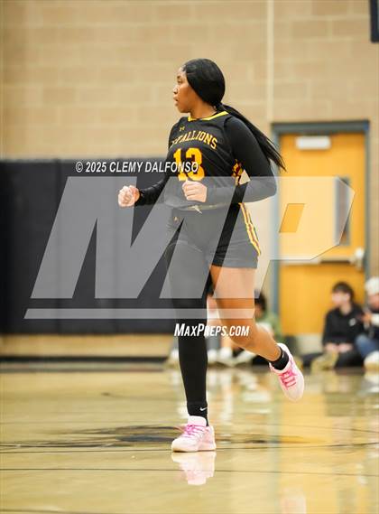 Thumbnail 3 in Sierra vs Dakota Ridge (Dakota Ridge Varsity Tournament) photogallery.