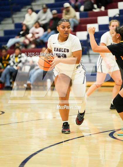 Thumbnail 3 in Sierra vs Dakota Ridge (Dakota Ridge Varsity Tournament) photogallery.
