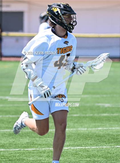 Thumbnail 3 in Masuk @ Daniel Hand (CIAC Class M Quarterfinal) photogallery.