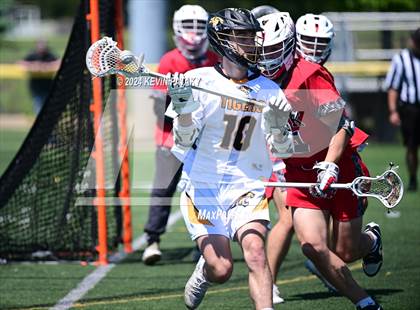 Thumbnail 3 in Masuk @ Daniel Hand (CIAC Class M Quarterfinal) photogallery.