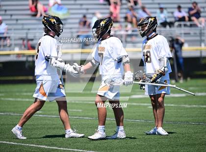 Thumbnail 2 in Masuk @ Daniel Hand (CIAC Class M Quarterfinal) photogallery.