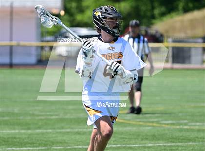 Thumbnail 2 in Masuk @ Daniel Hand (CIAC Class M Quarterfinal) photogallery.