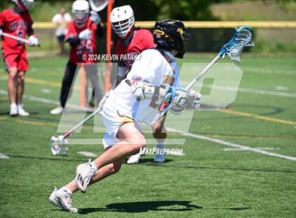 Thumbnail 2 in Masuk @ Daniel Hand (CIAC Class M Quarterfinal) photogallery.