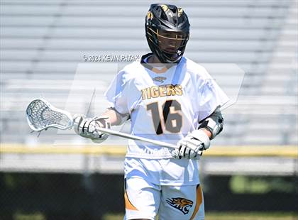 Thumbnail 2 in Masuk @ Daniel Hand (CIAC Class M Quarterfinal) photogallery.