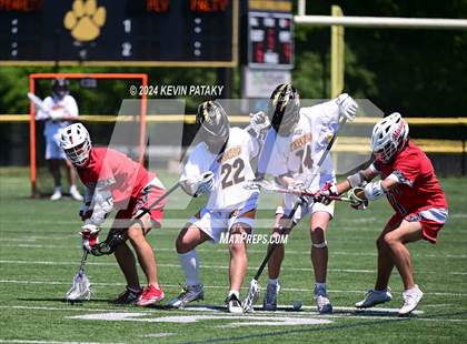 Thumbnail 3 in Masuk @ Daniel Hand (CIAC Class M Quarterfinal) photogallery.