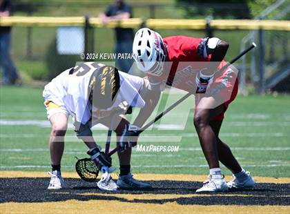 Thumbnail 1 in Masuk @ Daniel Hand (CIAC Class M Quarterfinal) photogallery.