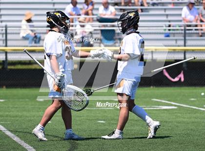 Thumbnail 1 in Masuk @ Daniel Hand (CIAC Class M Quarterfinal) photogallery.