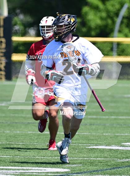 Thumbnail 2 in Masuk @ Daniel Hand (CIAC Class M Quarterfinal) photogallery.