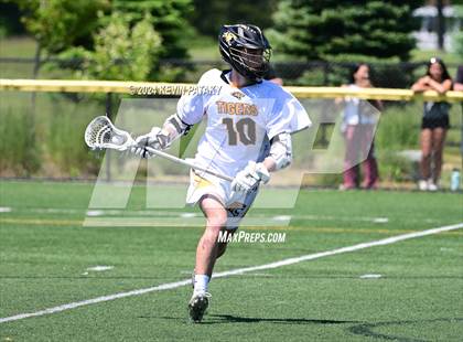 Thumbnail 2 in Masuk @ Daniel Hand (CIAC Class M Quarterfinal) photogallery.