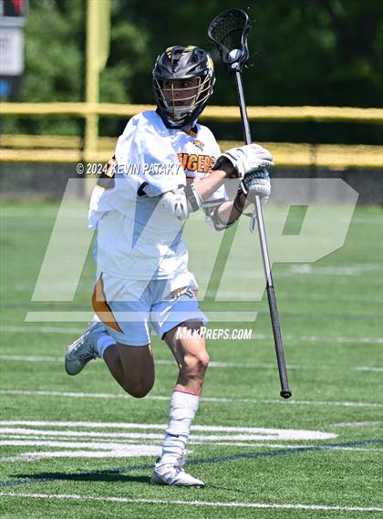 Thumbnail 1 in Masuk @ Daniel Hand (CIAC Class M Quarterfinal) photogallery.