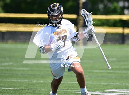 Thumbnail 3 in Masuk @ Daniel Hand (CIAC Class M Quarterfinal) photogallery.