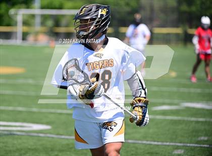 Thumbnail 1 in Masuk @ Daniel Hand (CIAC Class M Quarterfinal) photogallery.