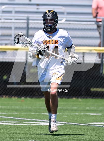 Thumbnail 2 in Masuk @ Daniel Hand (CIAC Class M Quarterfinal) photogallery.