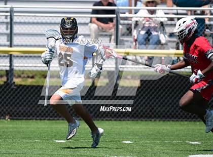 Thumbnail 1 in Masuk @ Daniel Hand (CIAC Class M Quarterfinal) photogallery.