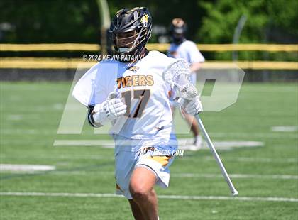 Thumbnail 3 in Masuk @ Daniel Hand (CIAC Class M Quarterfinal) photogallery.