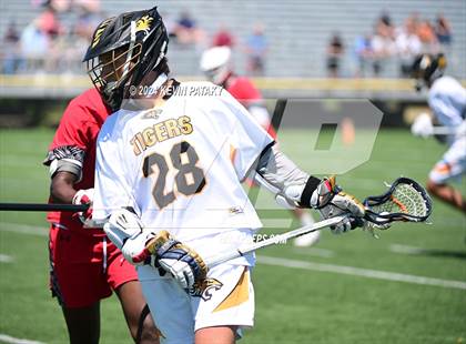Thumbnail 1 in Masuk @ Daniel Hand (CIAC Class M Quarterfinal) photogallery.