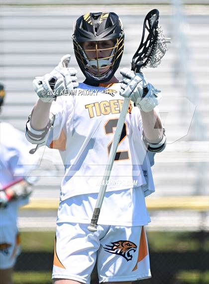 Thumbnail 3 in Masuk @ Daniel Hand (CIAC Class M Quarterfinal) photogallery.