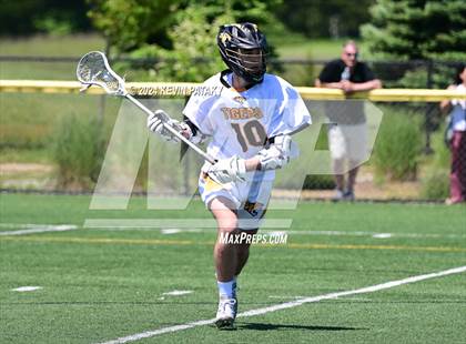 Thumbnail 1 in Masuk @ Daniel Hand (CIAC Class M Quarterfinal) photogallery.