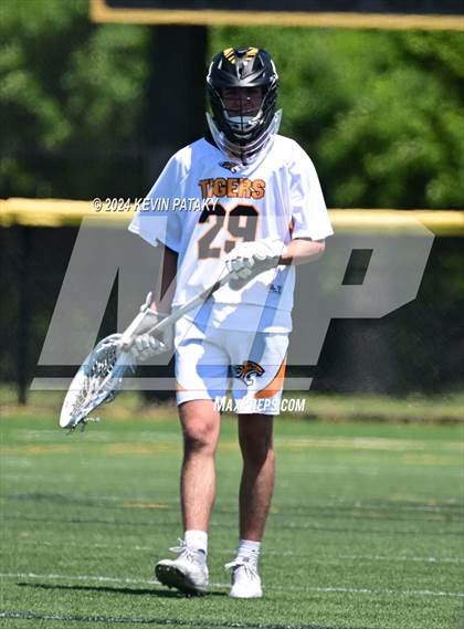 Thumbnail 1 in Masuk @ Daniel Hand (CIAC Class M Quarterfinal) photogallery.