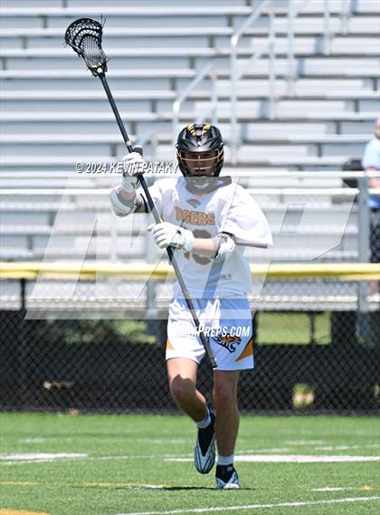 Thumbnail 2 in Masuk @ Daniel Hand (CIAC Class M Quarterfinal) photogallery.