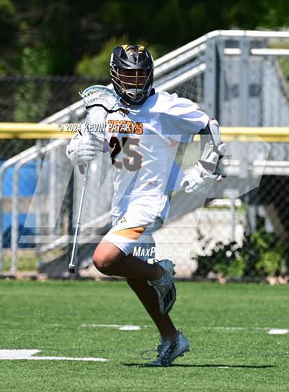 Thumbnail 1 in Masuk @ Daniel Hand (CIAC Class M Quarterfinal) photogallery.