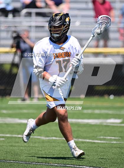 Thumbnail 2 in Masuk @ Daniel Hand (CIAC Class M Quarterfinal) photogallery.