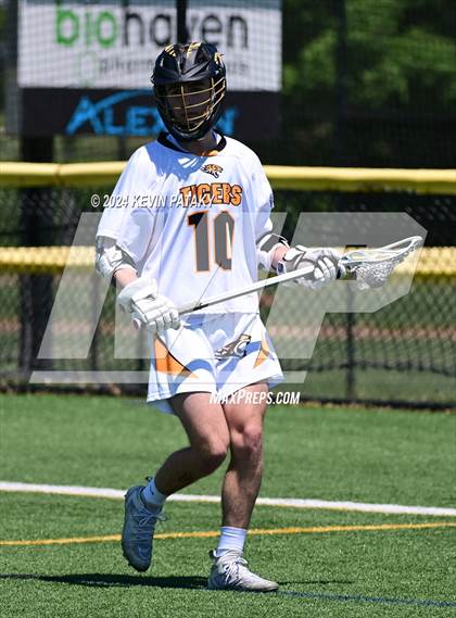 Thumbnail 3 in Masuk @ Daniel Hand (CIAC Class M Quarterfinal) photogallery.