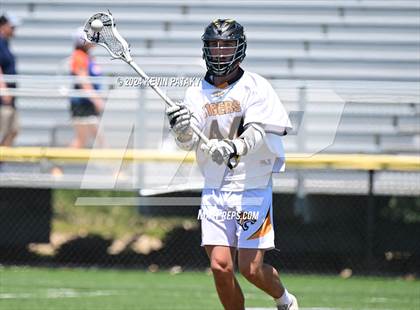 Thumbnail 1 in Masuk @ Daniel Hand (CIAC Class M Quarterfinal) photogallery.