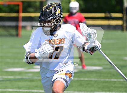 Thumbnail 2 in Masuk @ Daniel Hand (CIAC Class M Quarterfinal) photogallery.