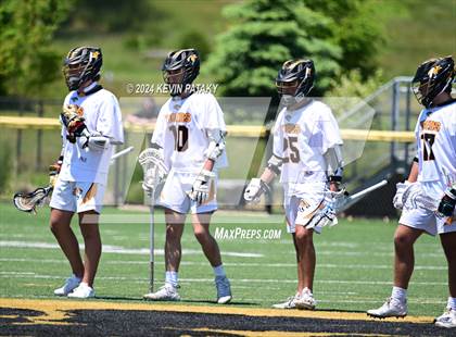 Thumbnail 1 in Masuk @ Daniel Hand (CIAC Class M Quarterfinal) photogallery.