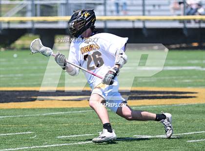 Thumbnail 1 in Masuk @ Daniel Hand (CIAC Class M Quarterfinal) photogallery.