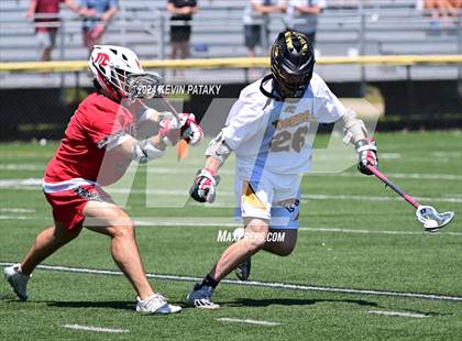 Thumbnail 1 in Masuk @ Daniel Hand (CIAC Class M Quarterfinal) photogallery.