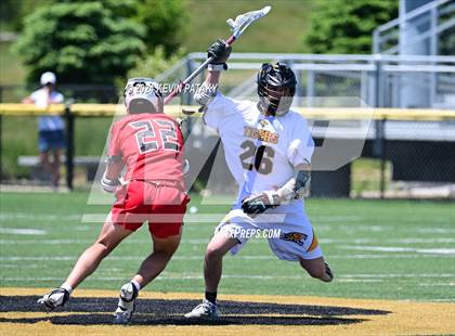 Thumbnail 1 in Masuk @ Daniel Hand (CIAC Class M Quarterfinal) photogallery.