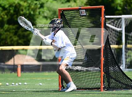 Thumbnail 1 in Masuk @ Daniel Hand (CIAC Class M Quarterfinal) photogallery.