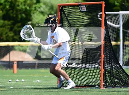 Thumbnail 1 in Masuk @ Daniel Hand (CIAC Class M Quarterfinal) photogallery.