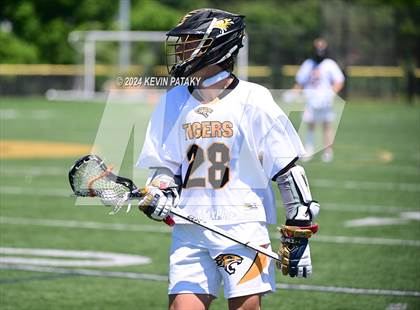 Thumbnail 2 in Masuk @ Daniel Hand (CIAC Class M Quarterfinal) photogallery.