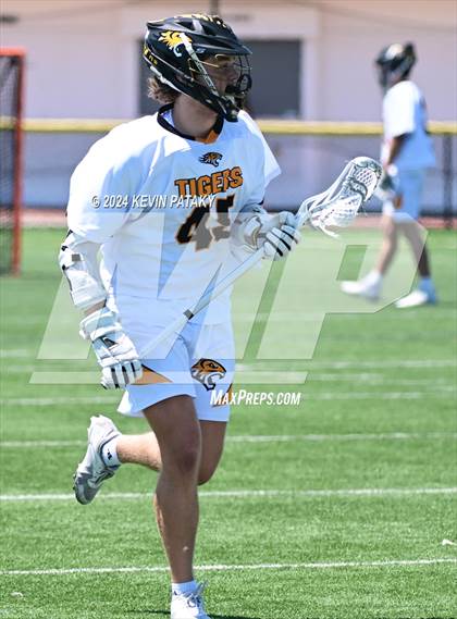 Thumbnail 2 in Masuk @ Daniel Hand (CIAC Class M Quarterfinal) photogallery.